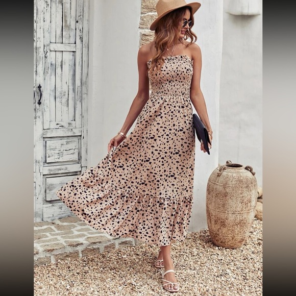 Dresses & Skirts - All over print shirred bodice bandeau dress